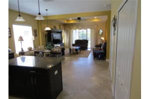 4724 Silvermoss Dr, Sarasota, FL 34243, Sold 12/14/21