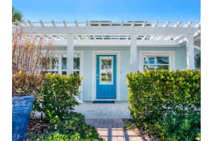 5628 Cape Leyte Dr, Siesta Key, FL 34242, Sold 12/09/21