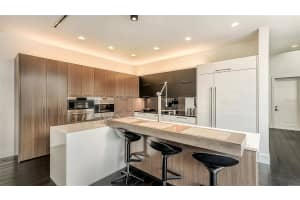 1881 Loma Linda St, Sarasota, FL 34239, Sold 01/14/22