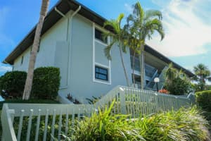 4255 Gulf Dr, Holmes Beach, FL 34217, Sold 12/03/21