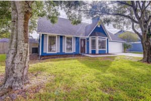 5348 Sarapointe Dr, Sarasota, FL 34232, Sold 12/07/21