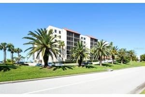 2045 Gulf of Mexico Dr, Longboat Key, FL 34228, Sold 12/30/21