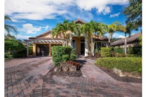 8009 36th St Cir E, Sarasota, FL 34243, Sold 11/29/21