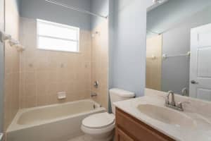6123 46th St E, Bradenton, FL 34203, Sold 11/29/21