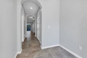 8657 Palmer Park Cir, Sarasota, FL 34238, Sold 12/03/21