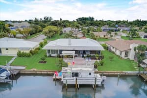 4420 Mangrove Point Rd, Bradenton, FL 34210, Sold 01/14/22