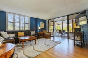 8773 Midnight Pass Rd, Sarasota, FL 34242, Sold 12/29/21