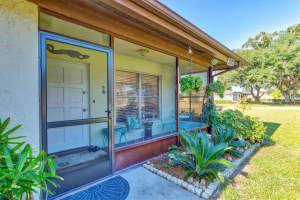 3212 Ramblewood Dr S, Sarasota, FL 34237, Sold 11/22/21