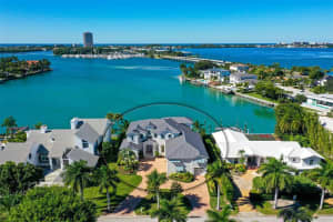 212 Bird Key Dr, Sarasota, FL 34236, Sold 01/13/22