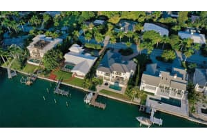 212 Bird Key Dr, Sarasota, FL 34236, Sold 01/13/22
