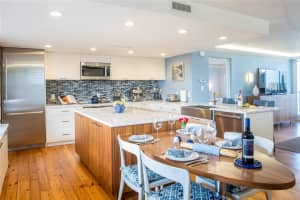 6300 Midnight Pass Rd, Sarasota, FL 34242, Sold 01/07/22