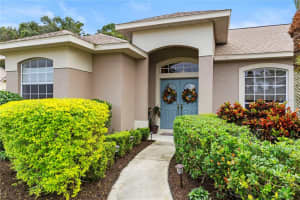5228 Sunnydale Cir S, Sarasota, FL 34233, Sold 11/30/21