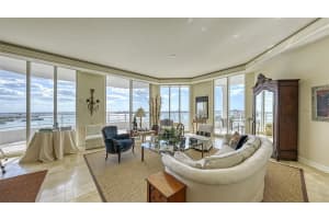 500 S Palm Ave, Sarasota, FL 34236, Sold 02/04/22
