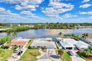 1433 Deer Creek Dr, Englewood, FL 34223, Sold 12/17/21