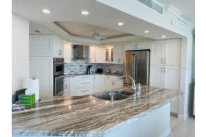 888 Blvd of the Arts, Sarasota, FL 34236, Sold 01/31/22