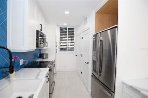 1115 Gulf of Mexico Dr, Longboat Key, FL 34228, Sold 12/13/21