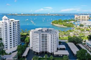 435 S Gulfstream Ave, Sarasota, FL 34236, Sold 12/27/21