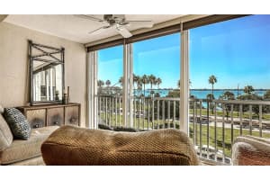 435 S Gulfstream Ave, Sarasota, FL 34236, Sold 12/27/21