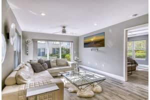 3802 Gulf of Mexico Dr, Longboat Key, FL 34228, Sold 12/10/21
