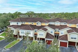 4990 Baraldi Cir, Sarasota, FL 34235, Sold 01/11/22