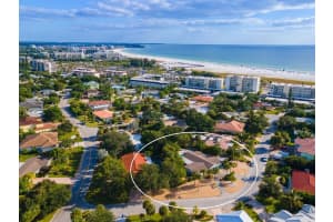 5533 Cape Aqua Dr, Siesta Key, FL 34242, Sold 04/21/22