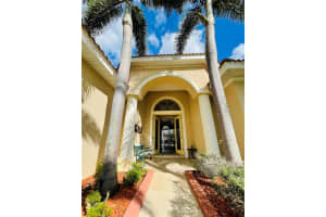 6171 46th St E, Bradenton, FL 34203, Sold 01/31/22