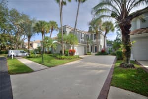 8 Grand Bay Cir, North Palm Beach, FL 33408, Sold 01/31/22