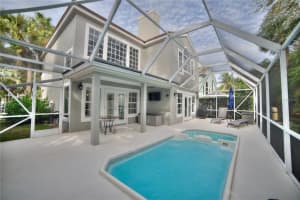 8 Grand Bay Cir, North Palm Beach, FL 33408, Sold 01/31/22