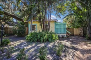 1642 Bahia Vista St, Sarasota, FL 34239, Sold 01/04/22