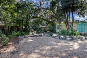 1642 Bahia Vista St, Sarasota, FL 34239, Sold 01/04/22