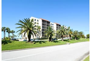 2045 Gulf of Mexico Dr, Longboat Key, FL 34228, Sold 12/17/21