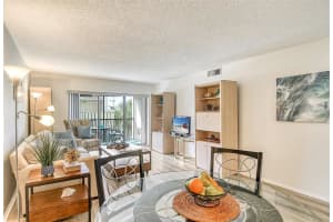 6157 Midnight Pass Rd, Sarasota, FL 34242, Sold 01/31/22