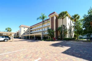 1300 S Portofino Dr, Siesta Key, FL 34242, Sold 02/23/22