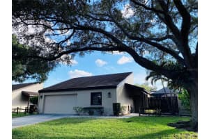 3662 Glen Oaks Manor Dr, Sarasota, FL 34232, Sold 01/31/22