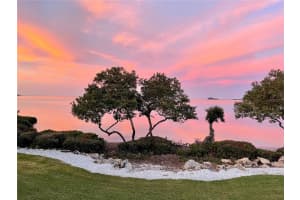 600 Manatee Ave, Holmes Beach, FL 34217, Sold 01/18/22