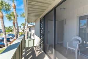 600 Manatee Ave, Holmes Beach, FL 34217, Sold 01/18/22