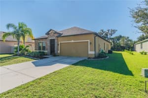 7327 61st St E, Palmetto, FL 34221, Sold 01/27/22