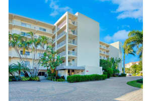4825 Gulf of Mexico Dr, Longboat Key, FL 34228, Sold 01/10/22