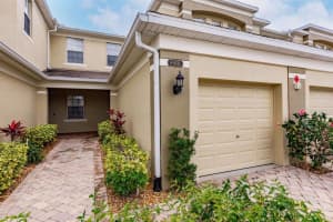 8401 Karpeal Dr, Sarasota, FL 34238, Sold 01/14/22
