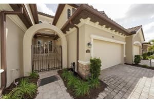 5915 WAKE FOREST RUN, BRADENTON, FL 34211 - MLS#MFRA4518532