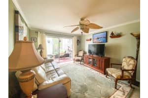 3263 S Beneva Rd, Sarasota, FL 34232, Sold 01/05/22