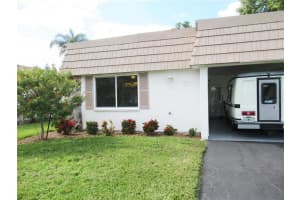 2671 Riverbluff Pkwy, Sarasota, FL 34231, Sold 01/07/22
