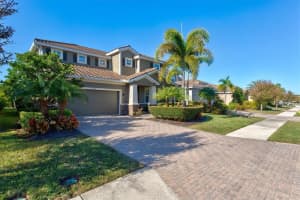 3009 Esmeralda Dr, Sarasota, FL 34243, Sold 01/14/22