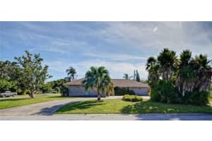 3740 Pin Oaks St, Sarasota, FL 34232, Sold 02/02/22