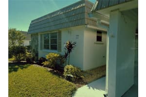 2667 Riverbluff Pkwy, Sarasota, FL 34231, Sold 01/04/22