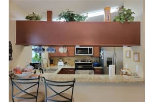 3710 75 Dr E, Sarasota, FL 34243, Sold 01/05/22