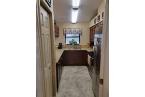 3710 75 Dr E, Sarasota, FL 34243, Sold 01/05/22