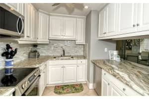 6342 Midnight Pass Rd, Siesta Key, FL 34242, Sold 03/24/22