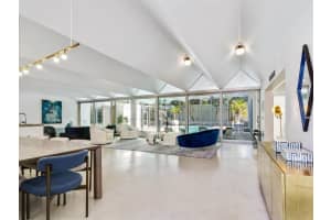 1332 Westway Dr, Sarasota, FL 34236, Sold 01/18/22