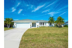 374 Michelangelo Dr, Osprey, FL 34229, Sold 01/18/22